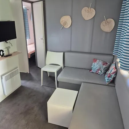 Bdf E37 La Pinede Les Mathes